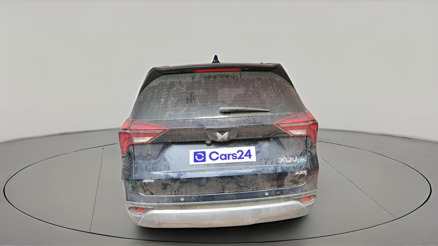 2022 Mahindra XUV700 AX 7 LUXURY D AWD AT 7 STR, Diesel, Automatic, 1,00,076 km, exterior