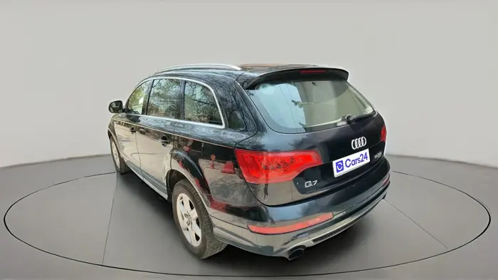 2015 Audi Q7 3.0 TDI QUATTRO, Diesel, Automatic, 1,18,196 km, exterior