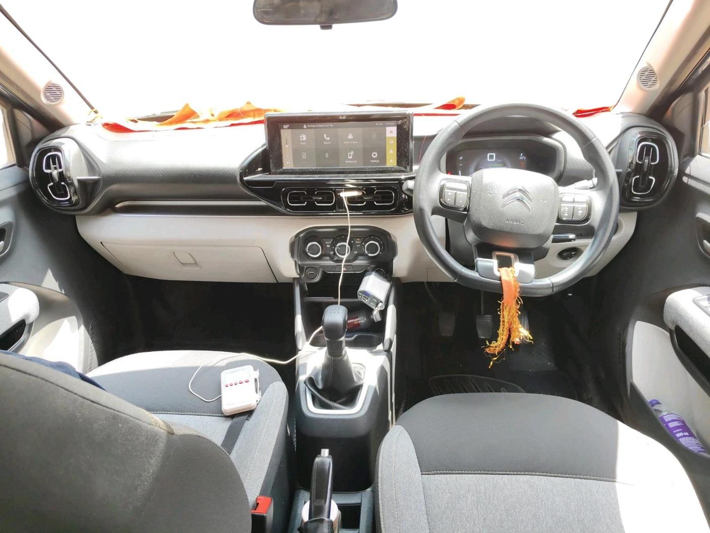 2024 CITROEN C3 AIRCROSS PLUS 1.2 5 STR DUAL TONE, Petrol, Manual, 17,865 km, interior