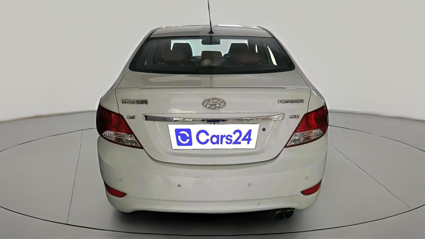 2012 Hyundai Verna FLUIDIC 1.6 CRDI SX, Diesel, Manual, 1,47,506 km, exterior