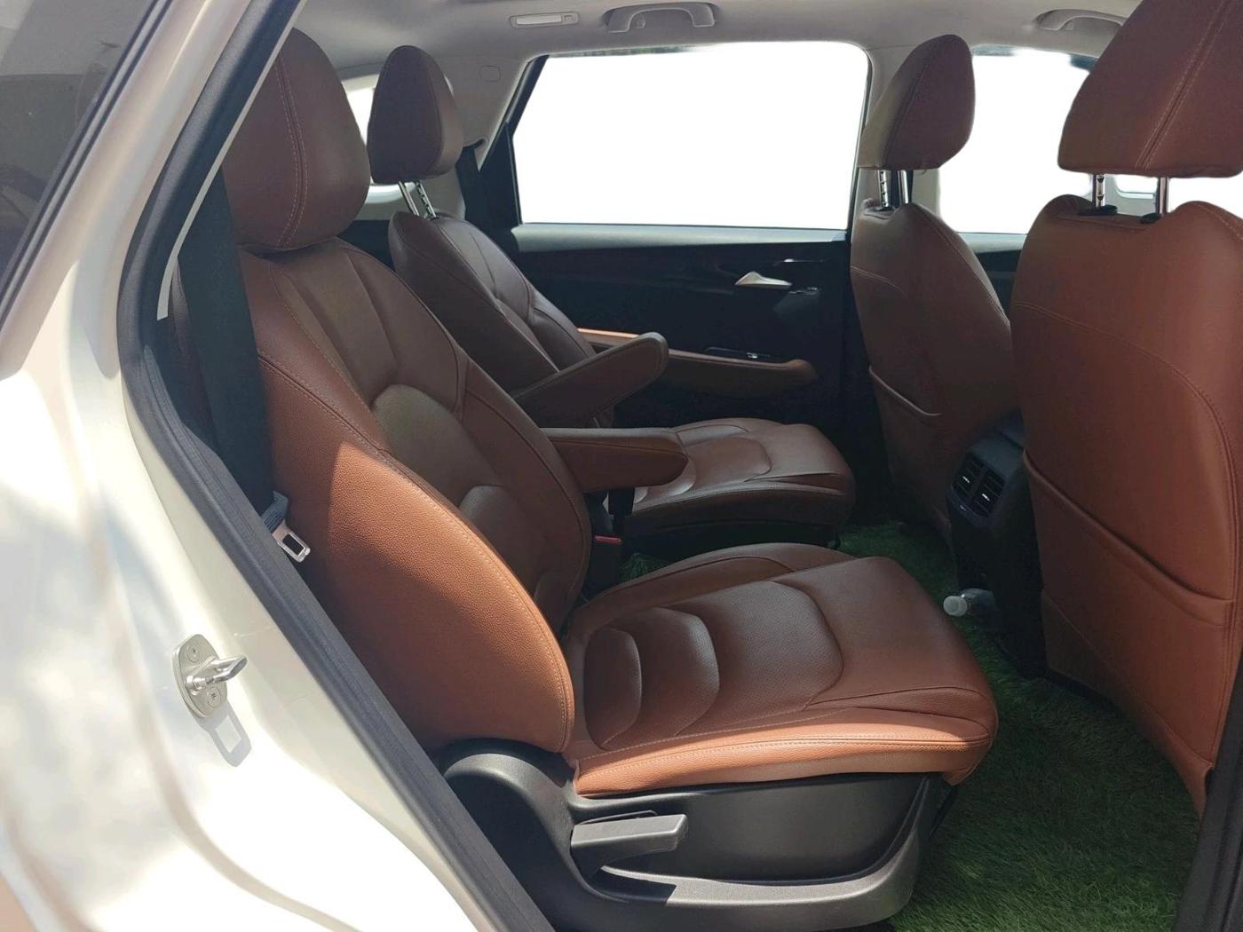 2022 MG HECTOR PLUS SMART 1.5 PETROL TURBO DCT 6-STR, Petrol, Automatic, 44,825 km, interior