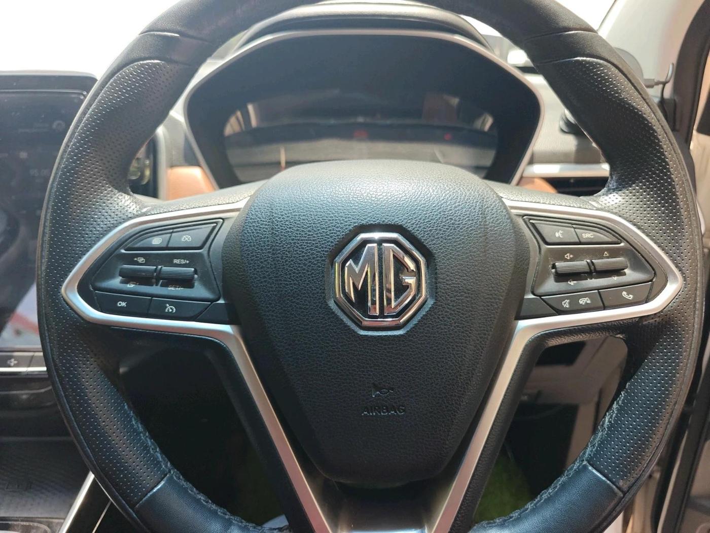 2022 MG HECTOR PLUS SMART 1.5 PETROL TURBO DCT 6-STR, Petrol, Automatic, 44,825 km, interior