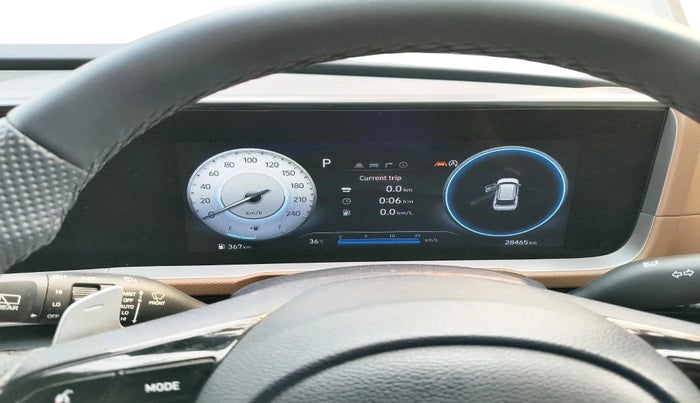 2024 Hyundai ALCAZAR Signature 6 STR 1.5 Turbo GDi Petrol DCT, Petrol, Automatic, 28,465 km, interior