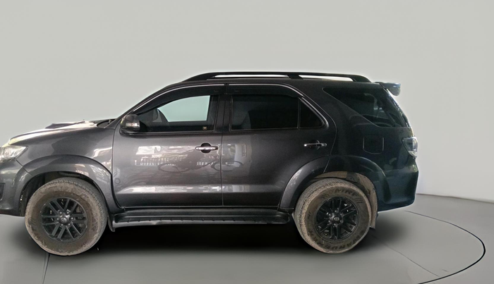 2015 Toyota Fortuner 3.0 4X2 AT, Diesel, Automatic, 1,95,744 km, exterior