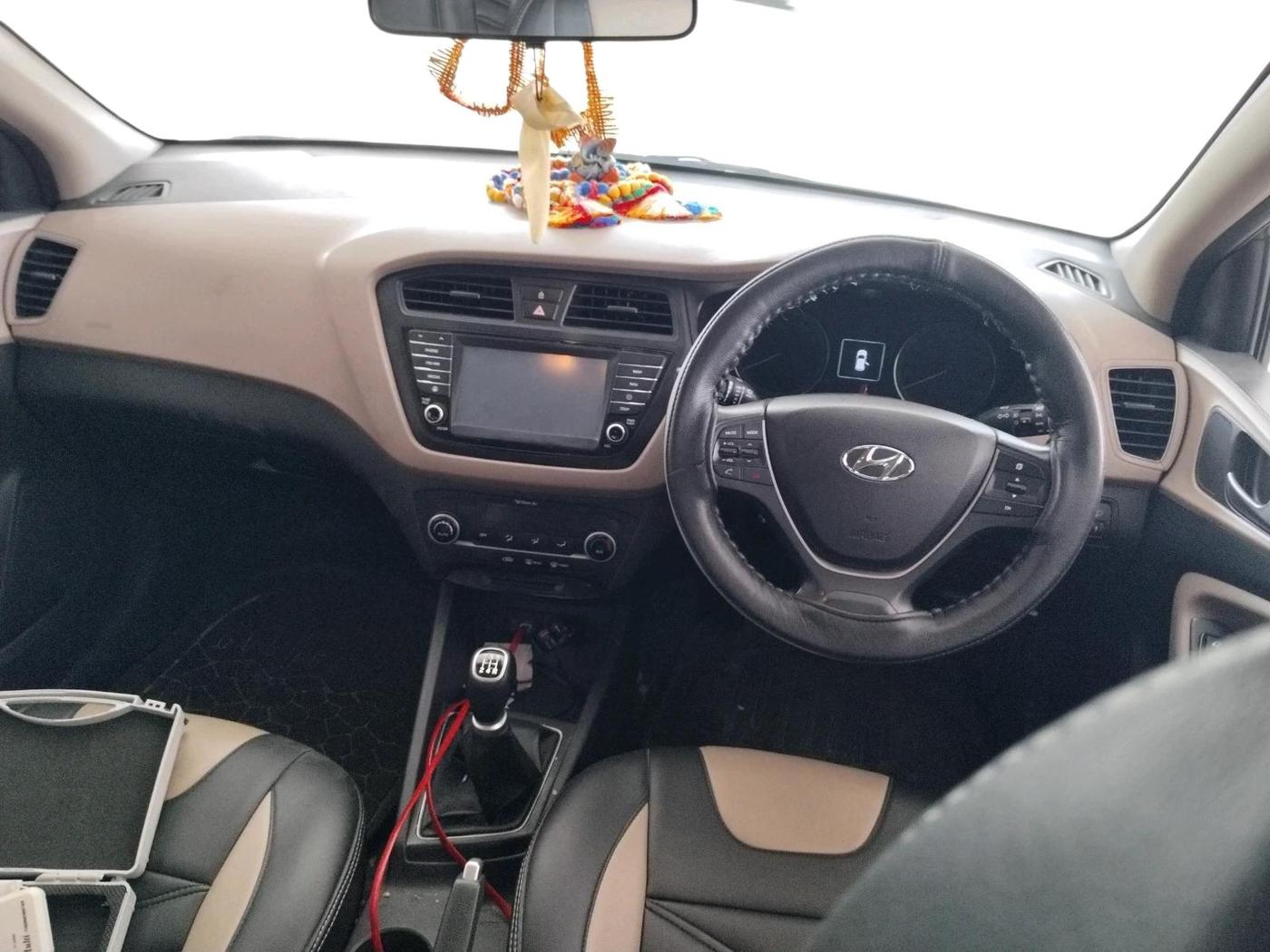 2017 Hyundai Elite i20 ASTA 1.2, Petrol, Manual, 78,086 km, interior