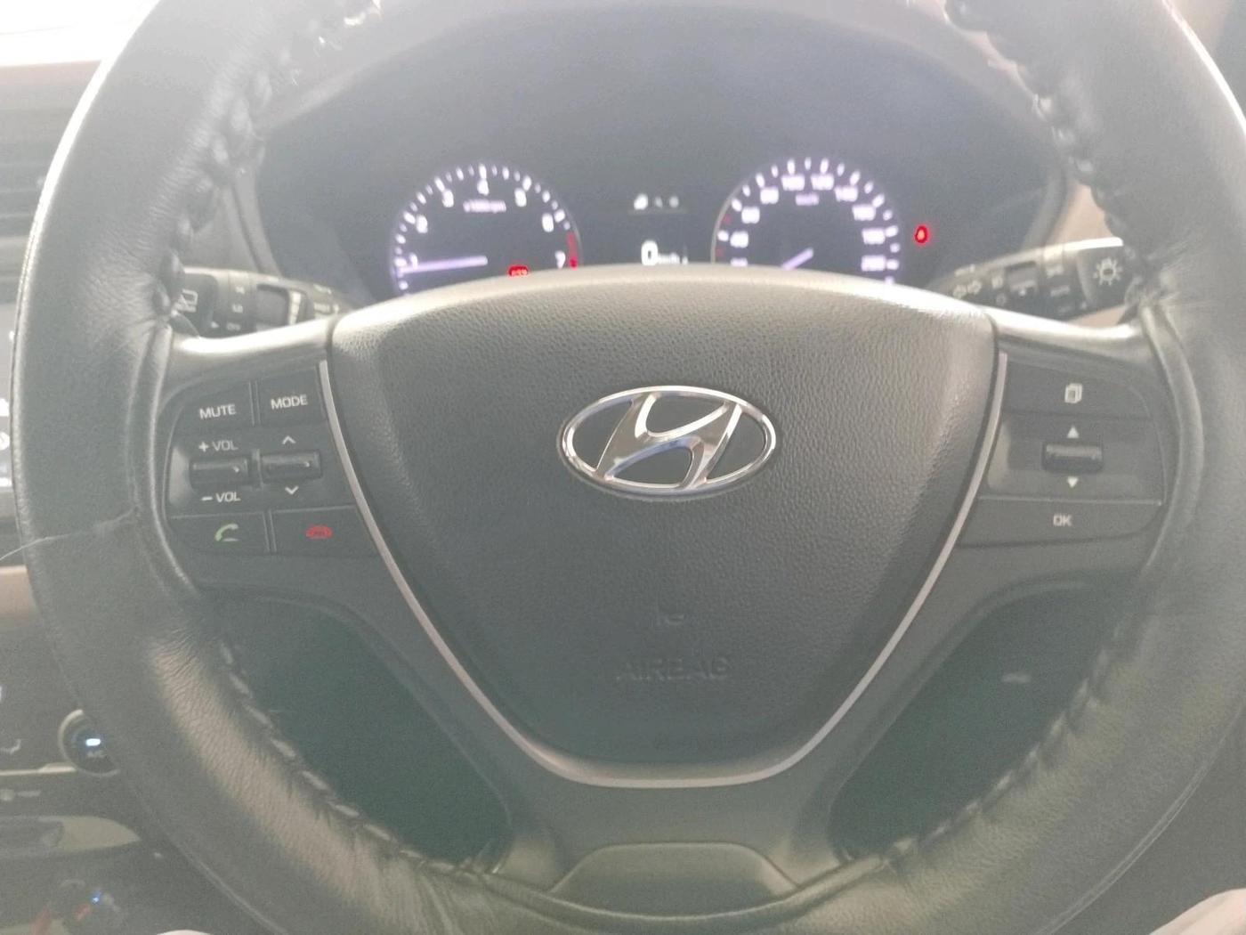 2017 Hyundai Elite i20 ASTA 1.2, Petrol, Manual, 78,086 km, interior