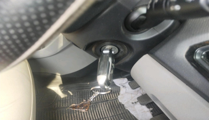 2017 Tata Tiago XT PETROL, Petrol, Manual, 57,450 km, interior