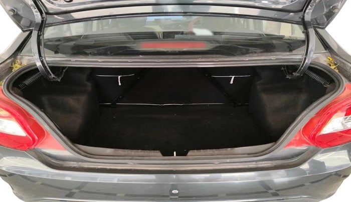 2016 Tata Zest XMS PETROL, Petrol, Manual, 53,462 km, exterior