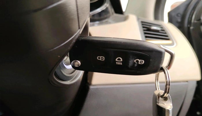 2016 Tata Zest XMS PETROL, Petrol, Manual, 53,462 km, interior