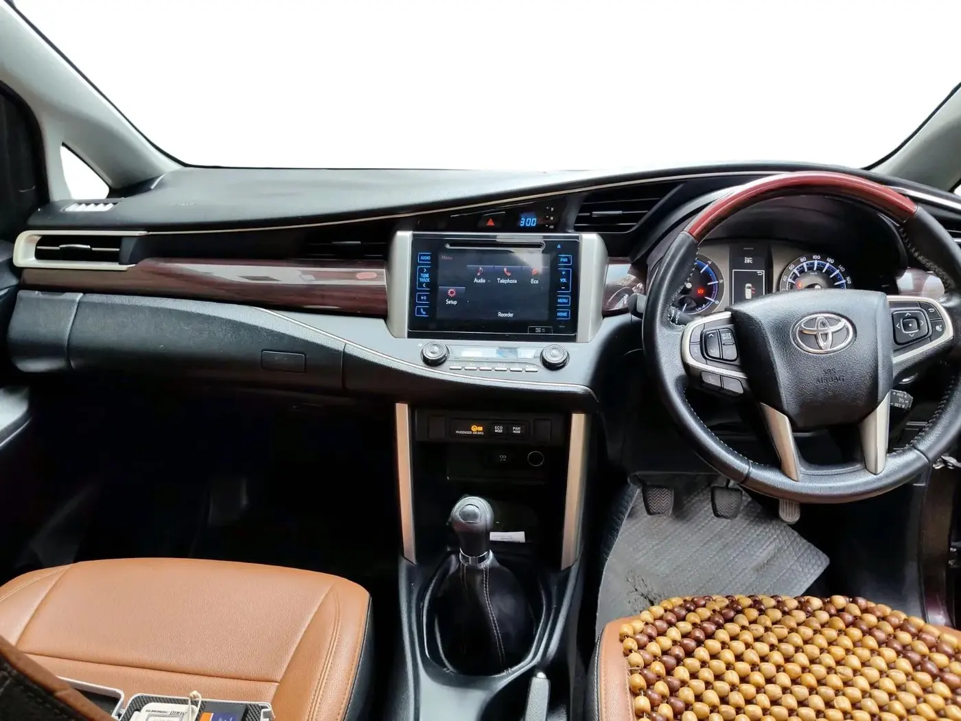 2019 Toyota Innova Crysta 2.4 VX 7 STR, Diesel, Manual, 2,49,180 km, interior