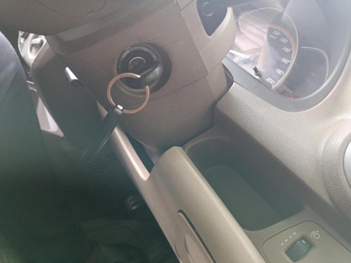 2013 Chevrolet Sail 1.2 LS ABS, Petrol, Manual, 45,125 km, interior