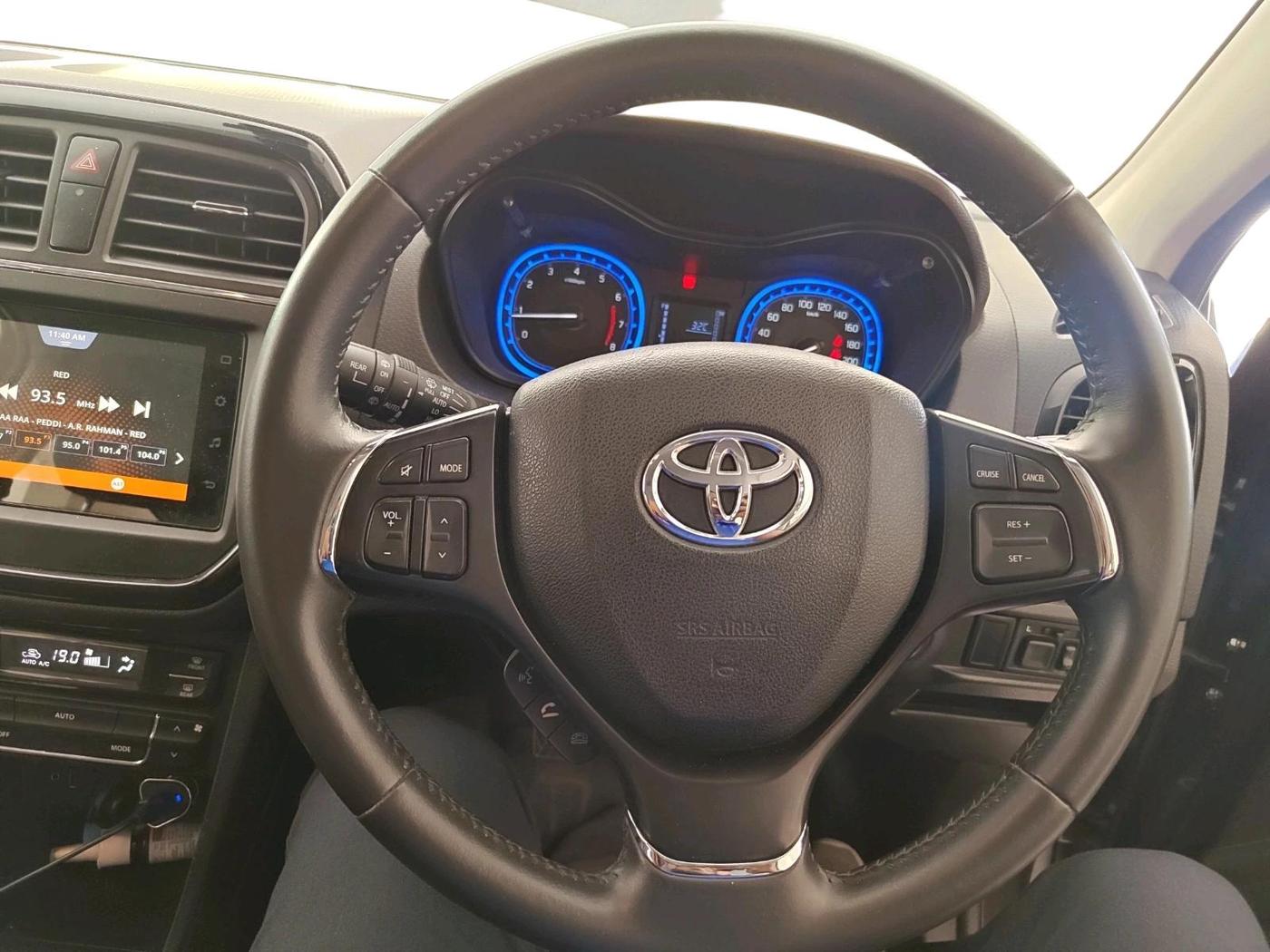 2022 Toyota URBAN CRUISER PREMIUM GRADE MT, Petrol, Manual, 35,646 km, interior