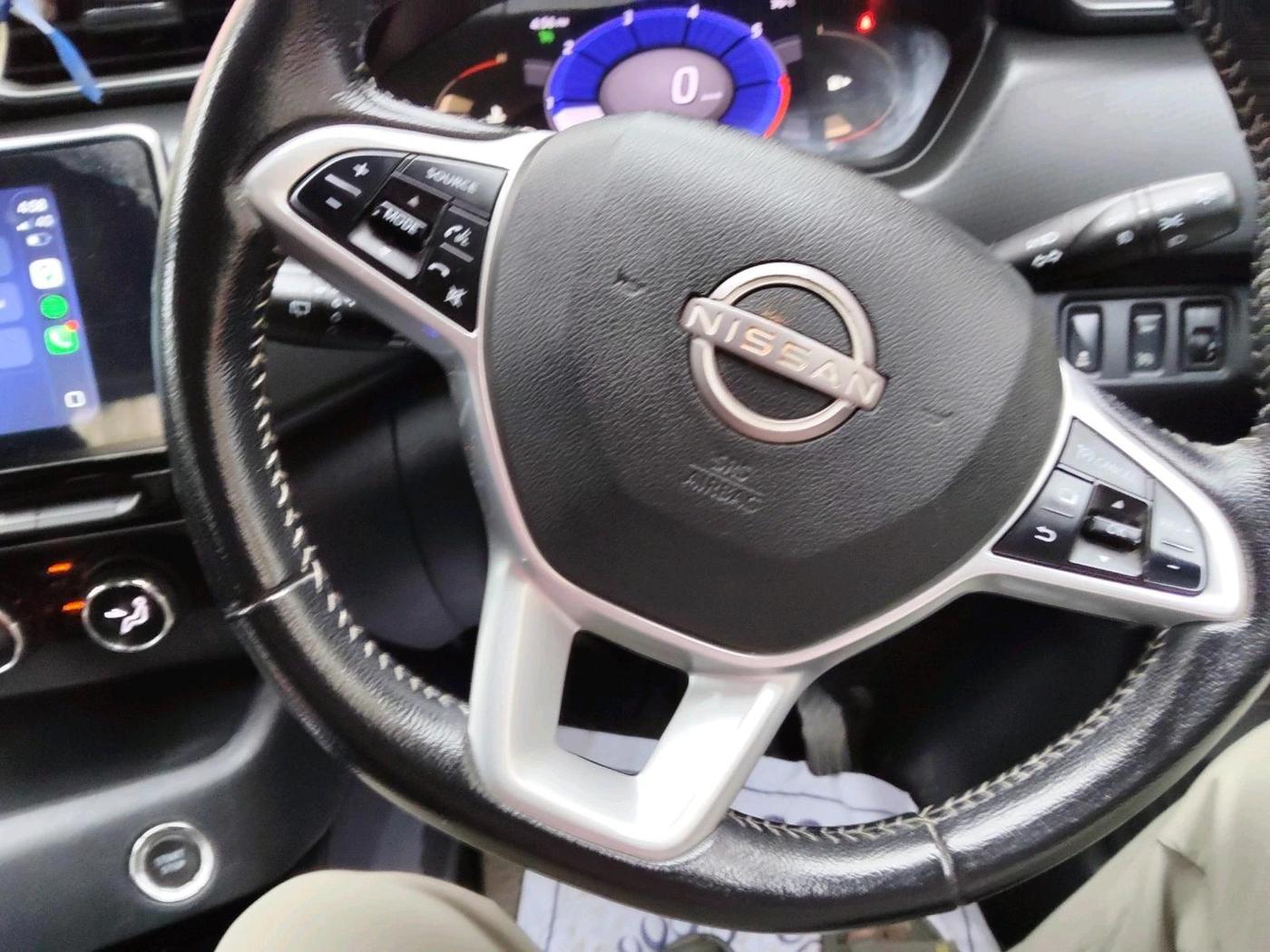 2022 Nissan MAGNITE XV TURBO CVT DUAL TONE, Petrol, Automatic, 41,125 km, interior