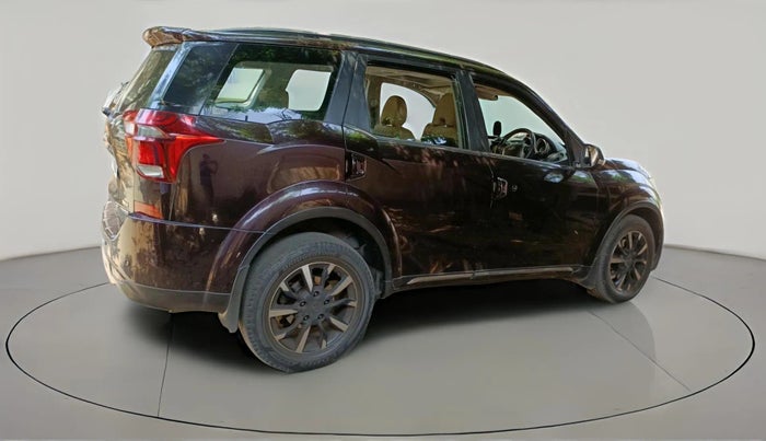 2019 Mahindra XUV500 W11 AT, Diesel, Automatic, 80,152 km, exterior