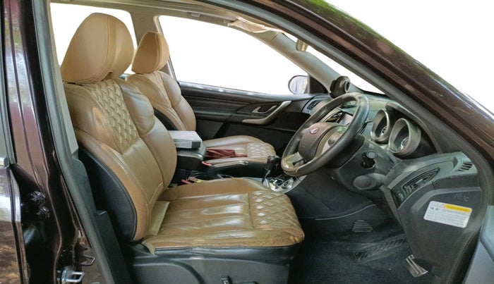 2019 Mahindra XUV500 W11 AT, Diesel, Automatic, 80,152 km, interior