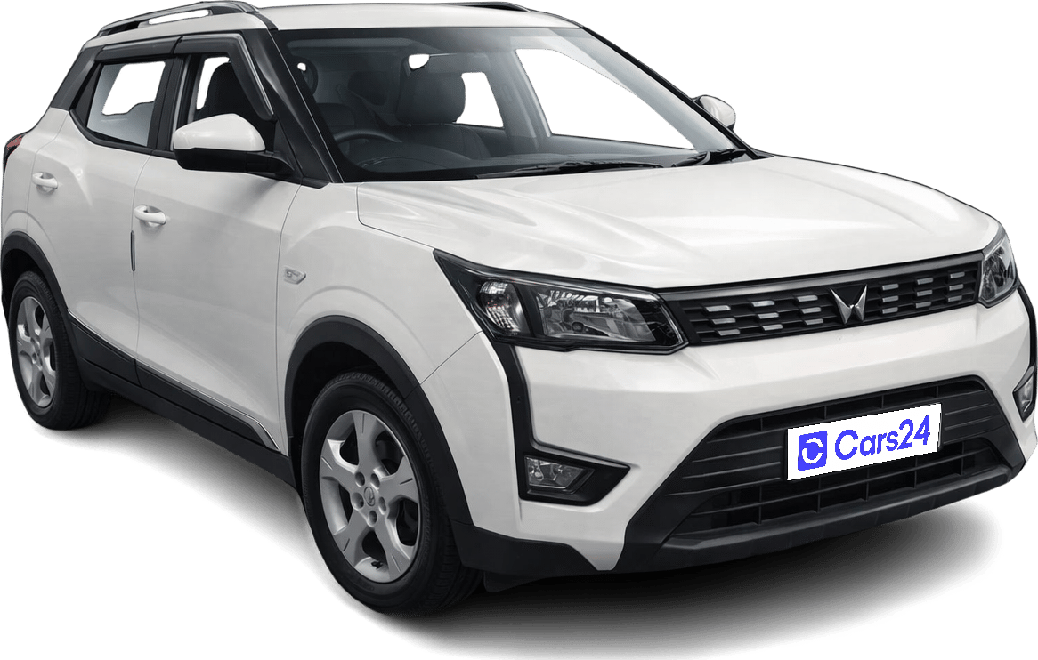 2023 Mahindra XUV300 - SUV - Petrol - Automatic - ₹9.50 lakh
