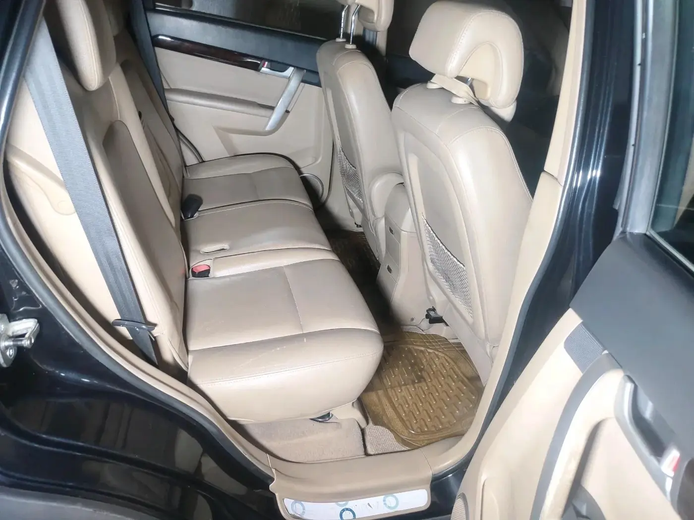 2010 Chevrolet Captiva LTZ AWD AT, Diesel, Automatic, 1,18,715 km, interior
