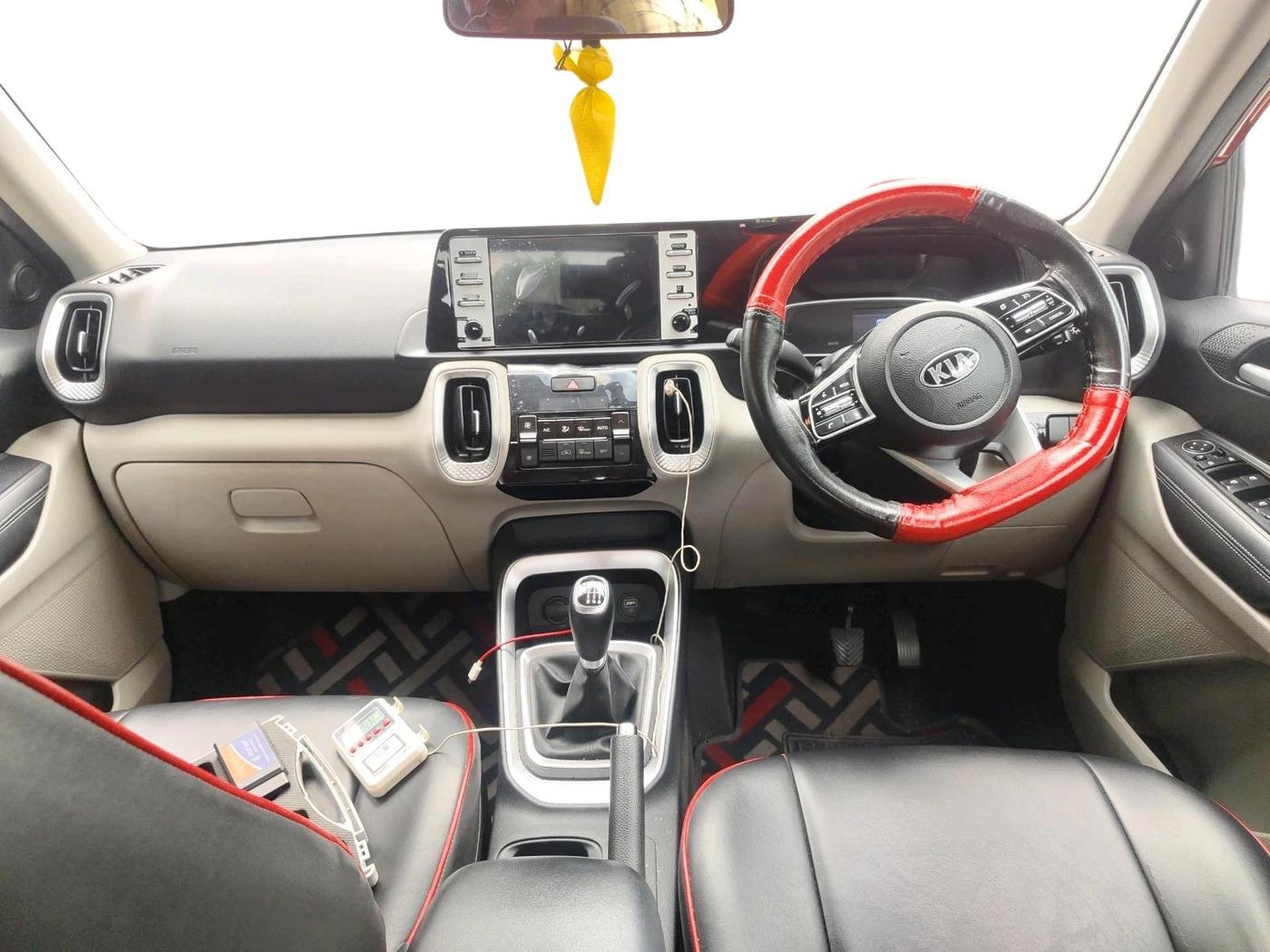 2020 KIA SONET HTX 1.0 IMT, Petrol, Manual, 56,914 km, interior
