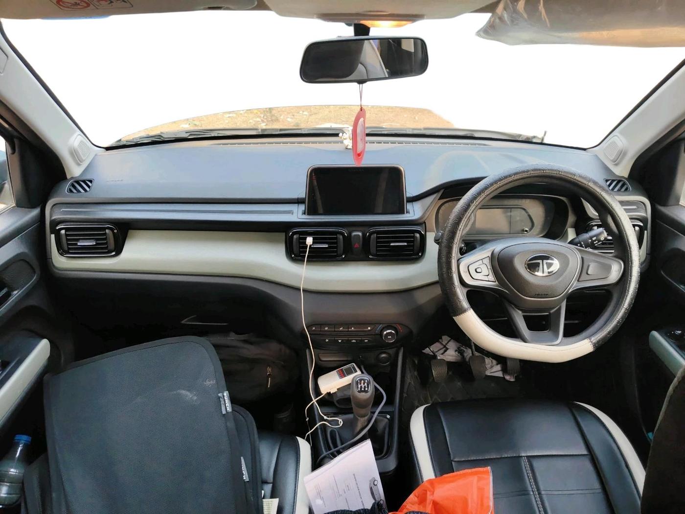2024 Tata PUNCH ADVENTURE MT, Petrol, Manual, 14,493 km, interior