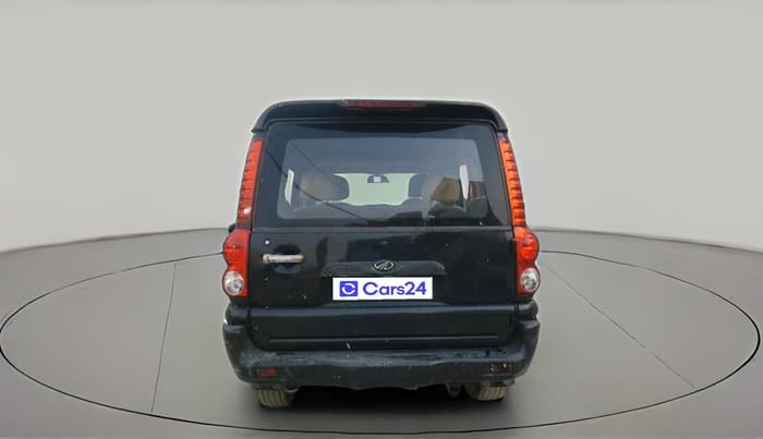 2007 Mahindra Scorpio SLX 2.6 TURBO 7 STR, Diesel, Manual, 1,50,461 km, exterior