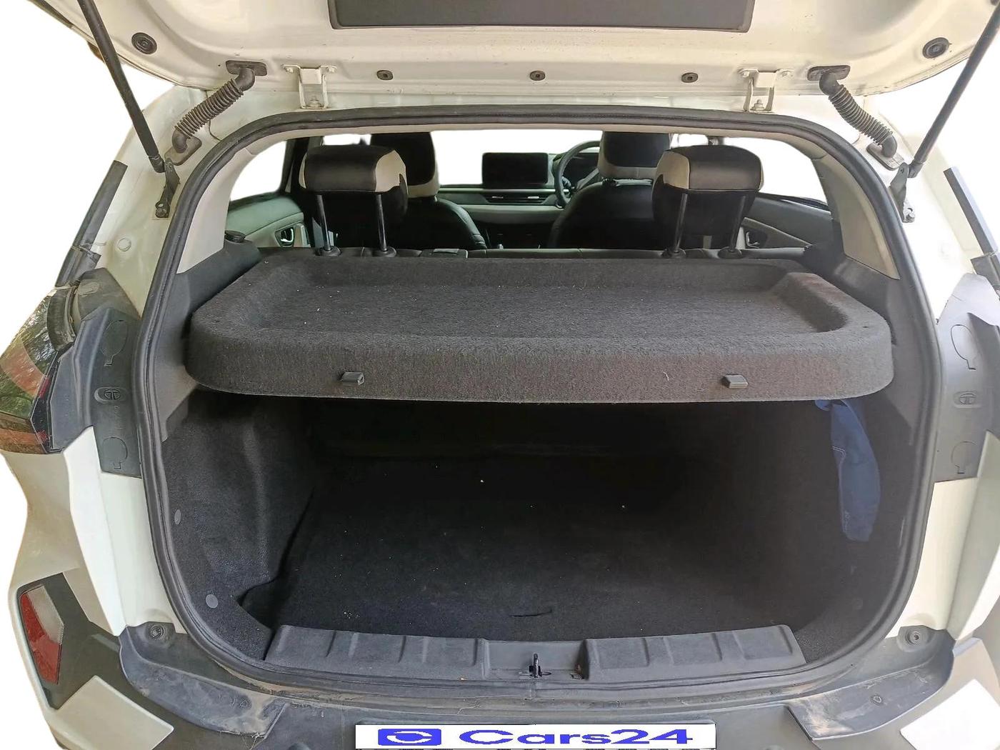 2024 Tata NEXON CREATIVE+ AMT 1.2 PETROL, Petrol, Automatic, 9,047 km, exterior