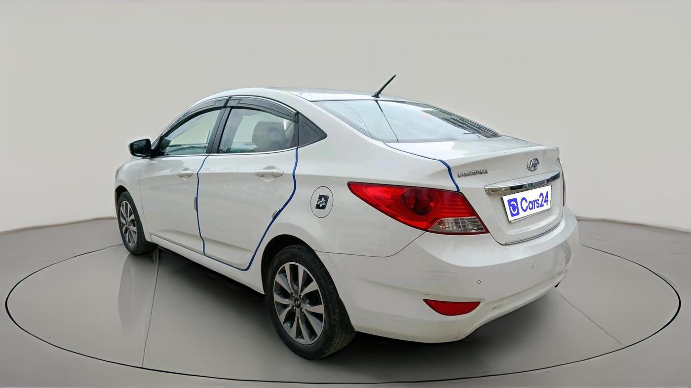 2014 Hyundai Verna FLUIDIC 1.6 CRDI SX, Diesel, Manual, 90,577 km, exterior