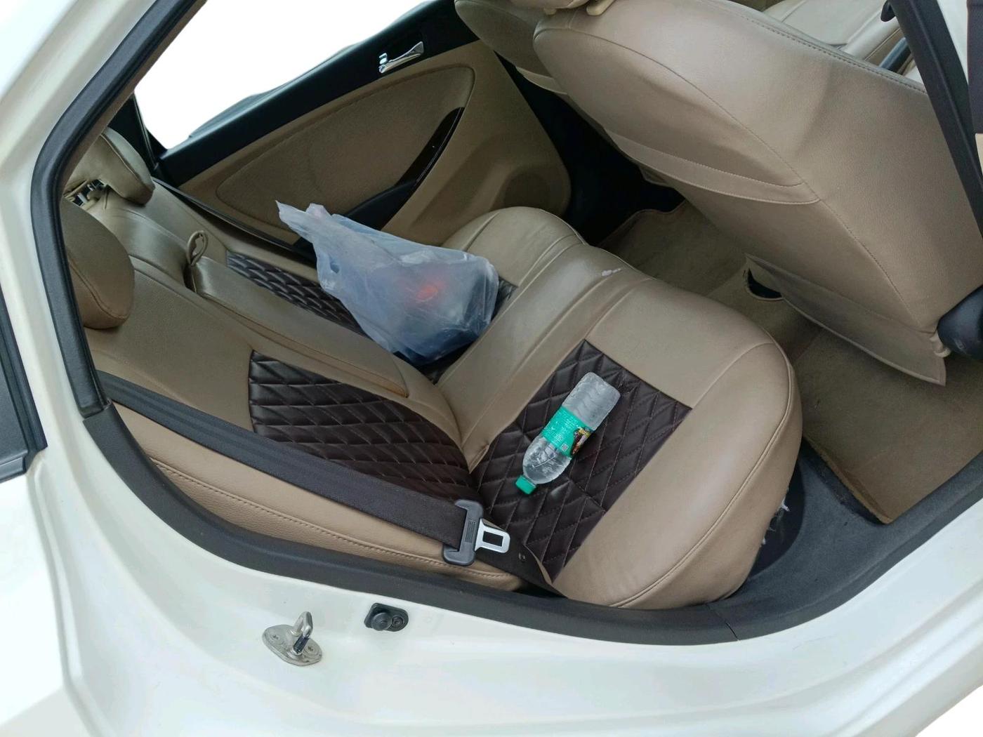 2014 Hyundai Verna FLUIDIC 1.6 CRDI SX, Diesel, Manual, 90,577 km, interior