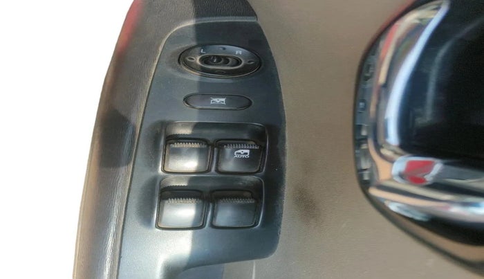 2011 Hyundai i10 MAGNA 1.2, Petrol, Manual, 1,26,813 km, interior