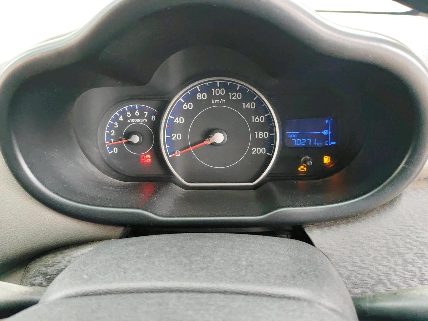2011 Hyundai i10 MAGNA 1.2, Petrol, Manual, 70,271 km, interior
