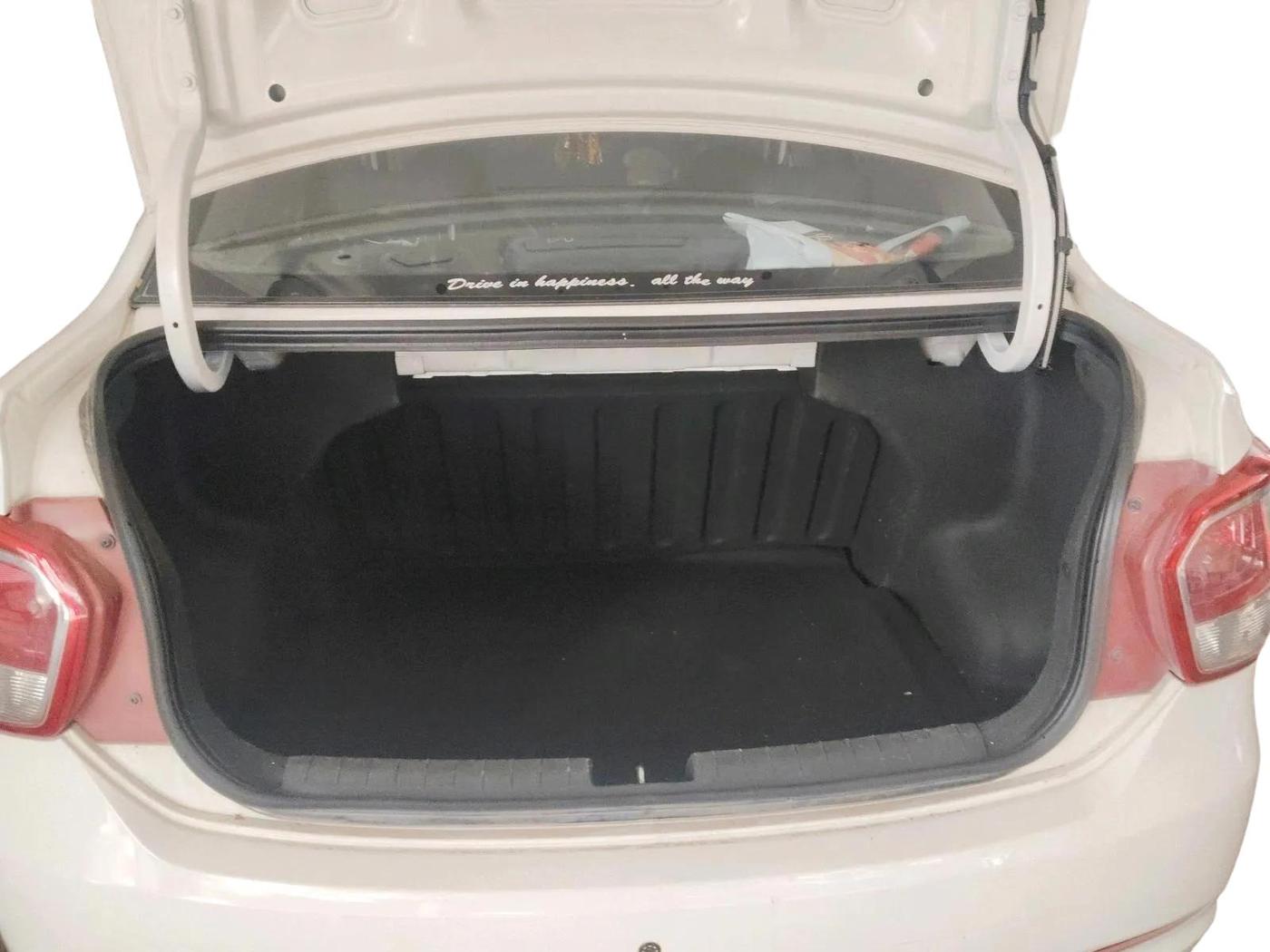 2014 Hyundai Xcent BASE 1.2, Petrol, Manual, 95,333 km, exterior