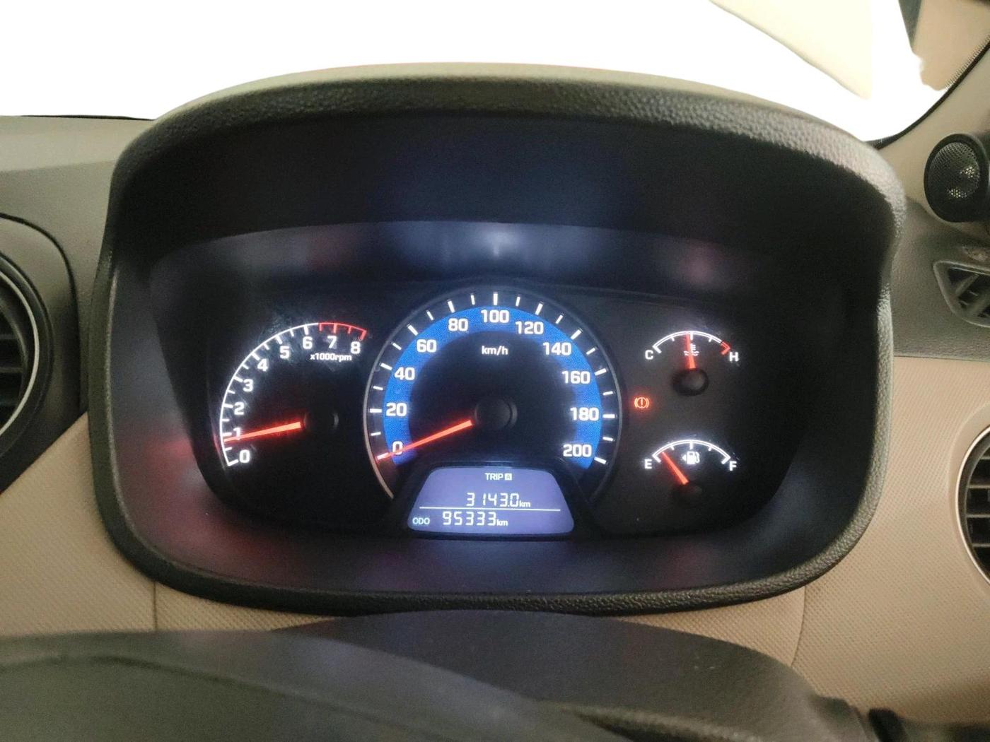2014 Hyundai Xcent BASE 1.2, Petrol, Manual, 95,333 km, interior