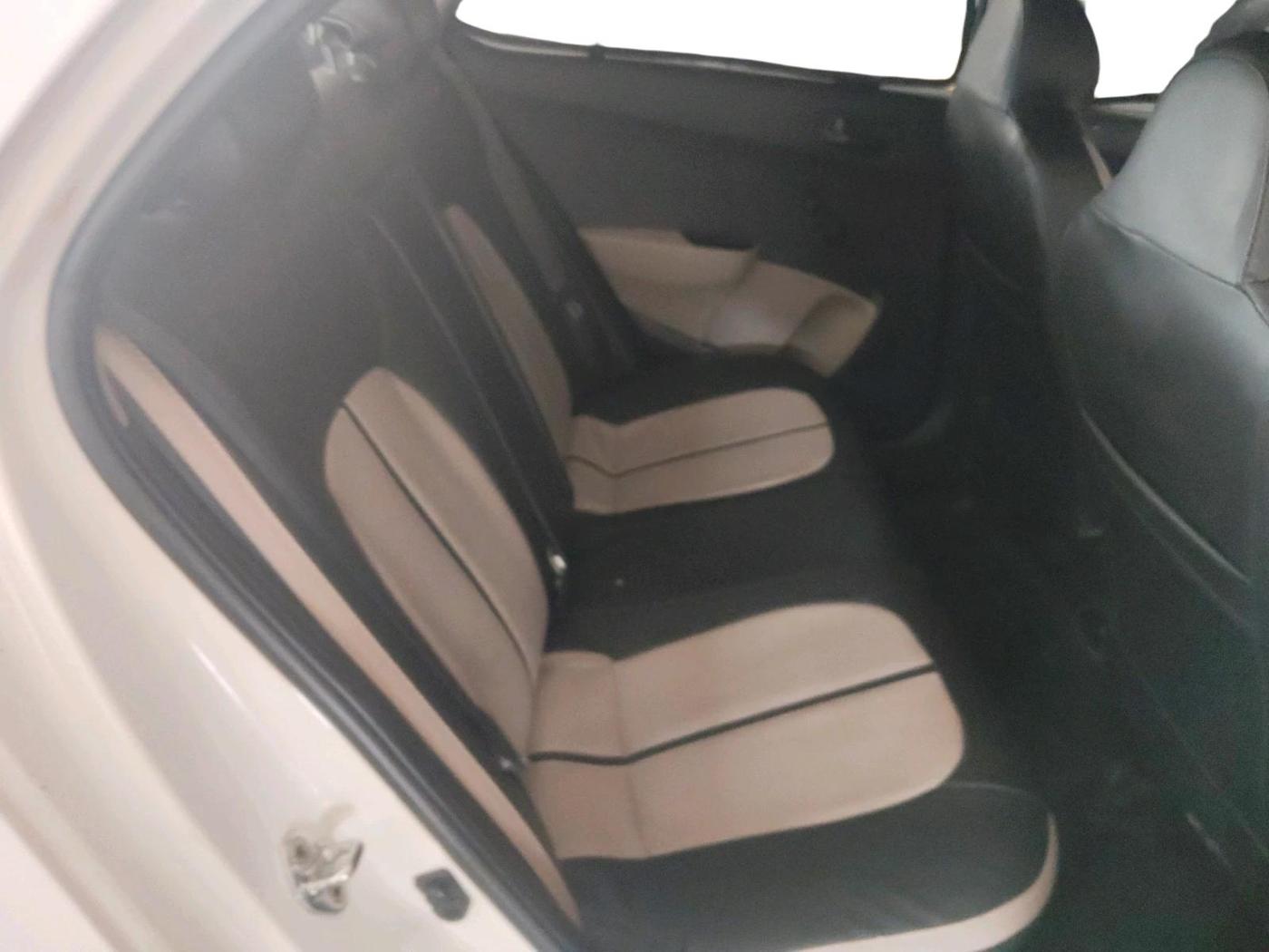 2014 Hyundai Xcent BASE 1.2, Petrol, Manual, 95,333 km, interior