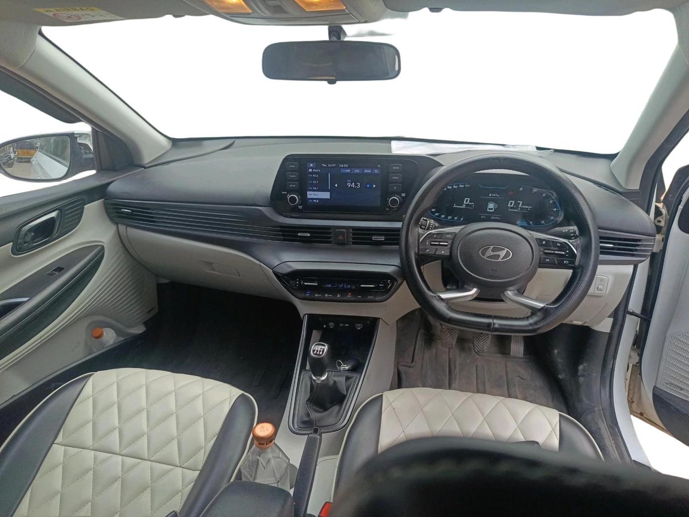 2023 Hyundai NEW I20 ASTA 1.2 MT, Petrol, Manual, 32,432 km, interior