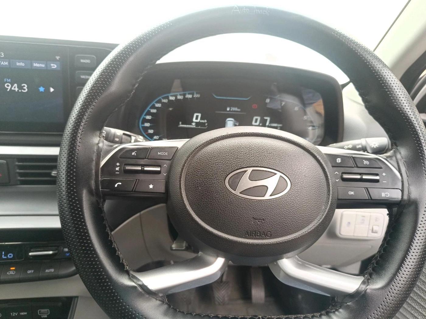 2023 Hyundai NEW I20 ASTA 1.2 MT, Petrol, Manual, 32,432 km, interior