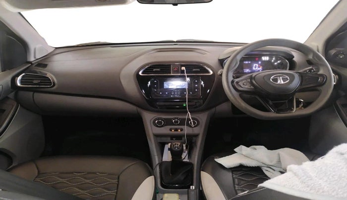 2023 Tata Tiago XT CNG, CNG, Manual, 61,873 km, interior