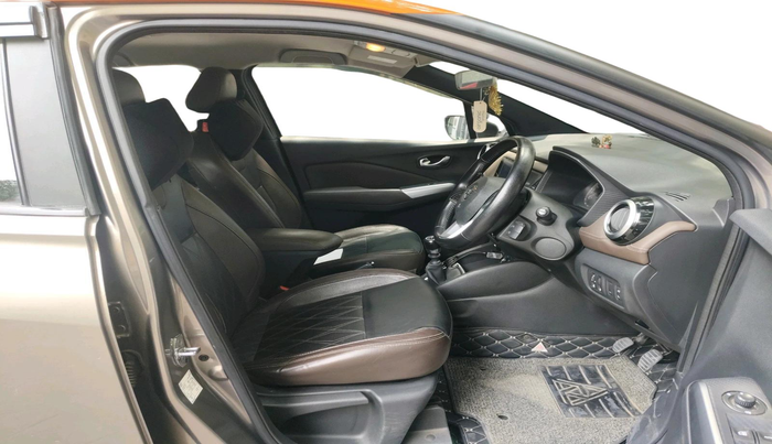 2019 Nissan Kicks XV PREMIUM DIESEL, Diesel, Manual, 1,27,674 km, interior