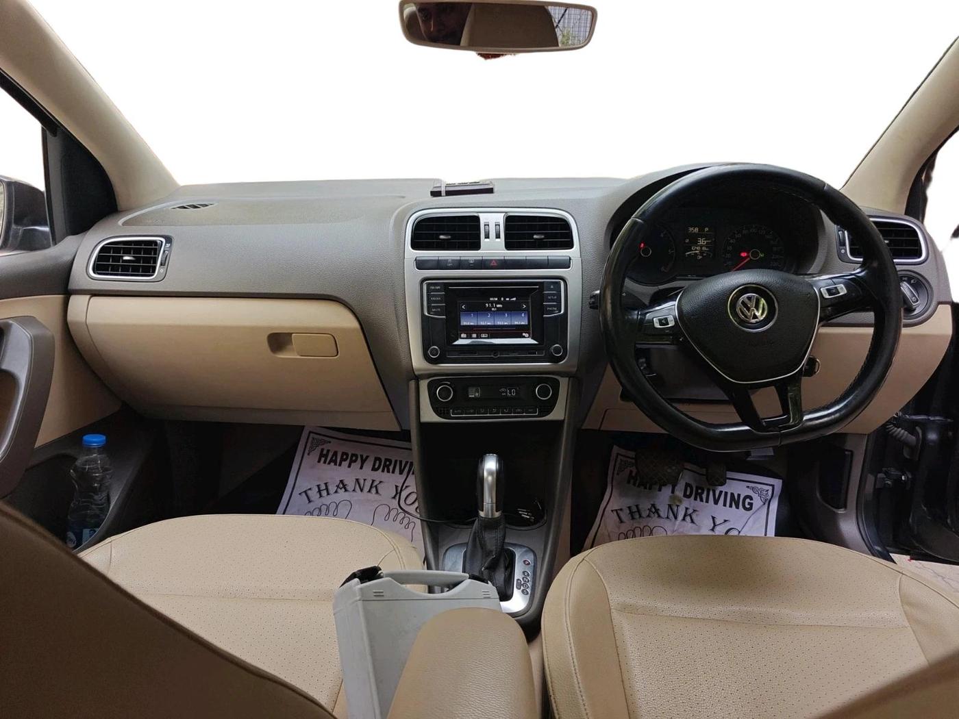 2016 Volkswagen Vento HIGHLINE 1.5 AT, Diesel, Automatic, 1,04,855 km, interior