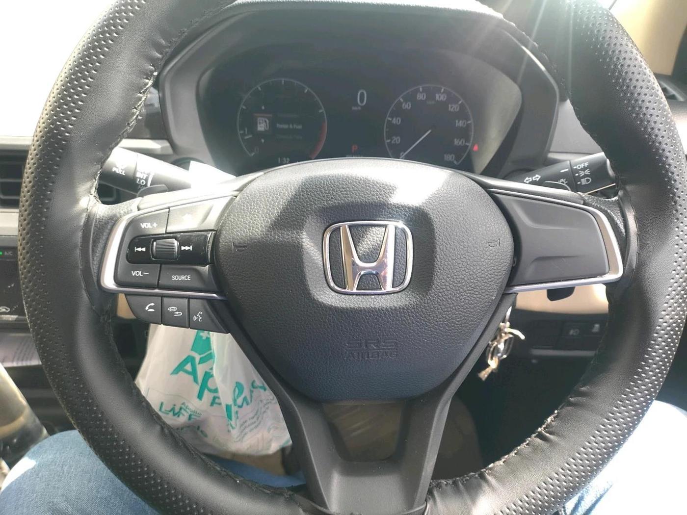 2025 Honda Amaze V 1.2 Petrol CVT, Petrol, Automatic, 4,912 km, interior