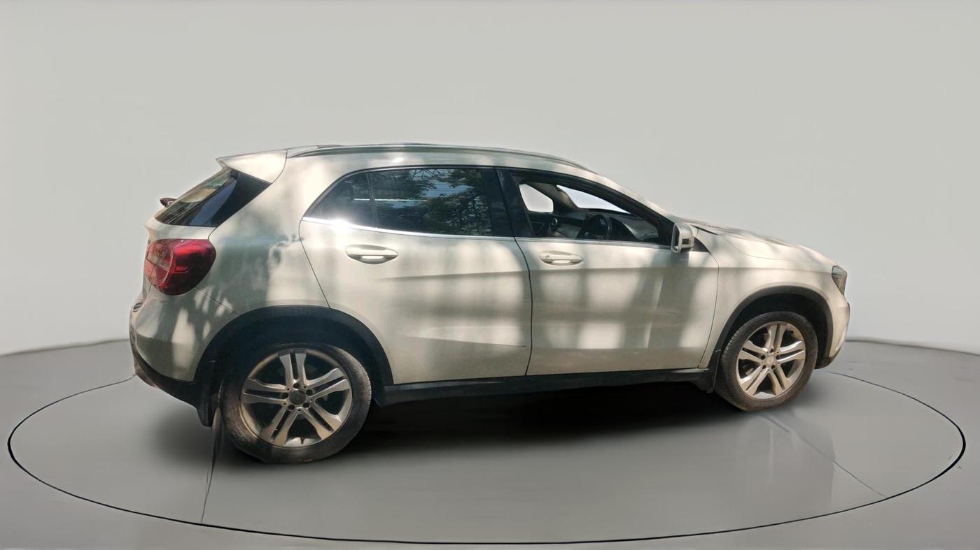 2014 Mercedes Benz GLA Class 200 CDI SPORT, Diesel, Automatic, 1,72,130 km, exterior
