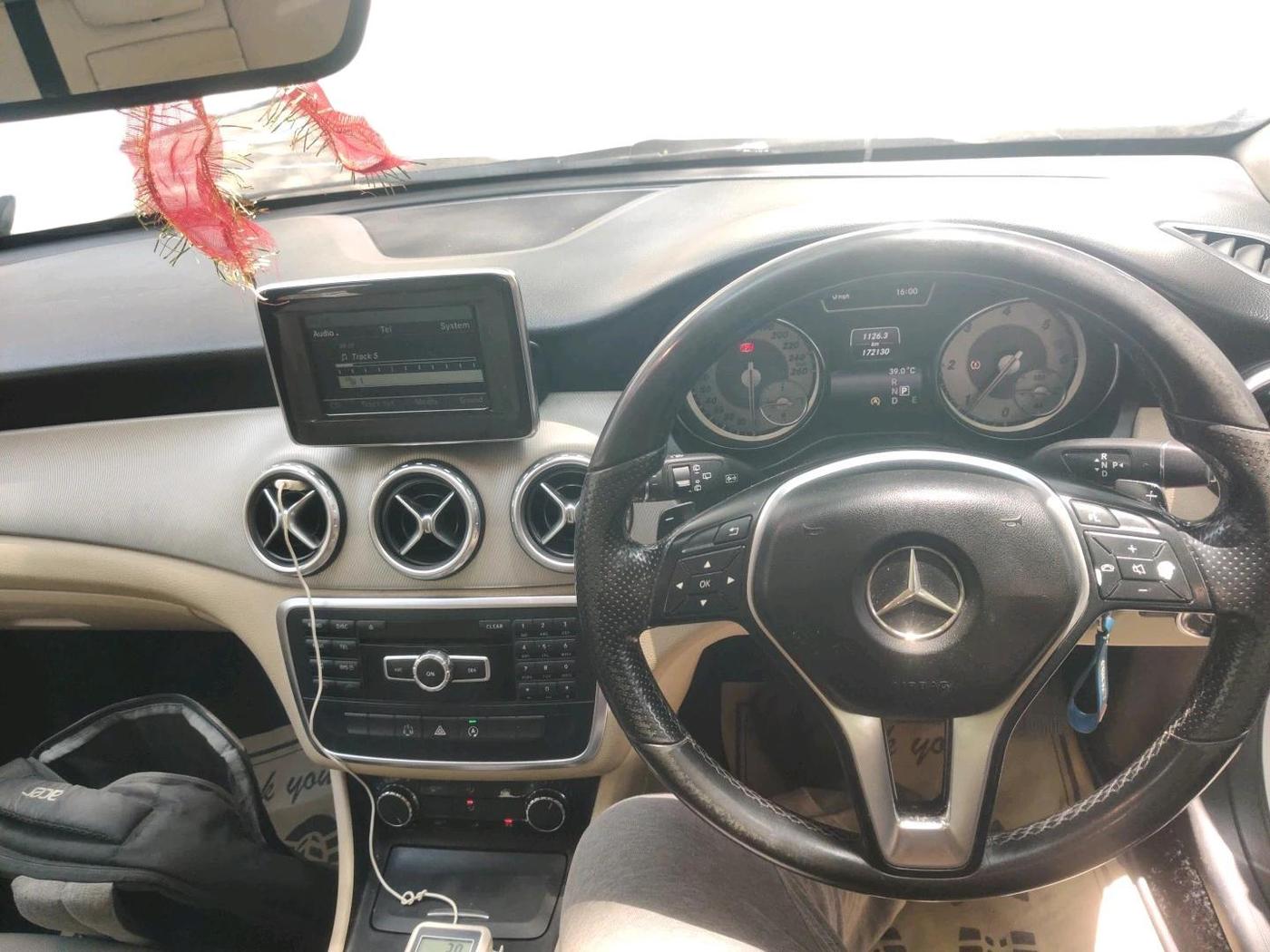 2014 Mercedes Benz GLA Class 200 CDI SPORT, Diesel, Automatic, 1,72,130 km, interior