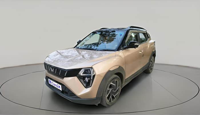 2024 Mahindra XUV 3XO AX7L 1.2 Petrol AT, Petrol, Automatic, 46,383 km, exterior