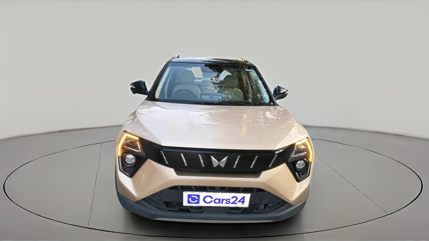 2024 Mahindra XUV 3XO AX7L 1.2 Petrol AT, Petrol, Automatic, 46,383 km, exterior
