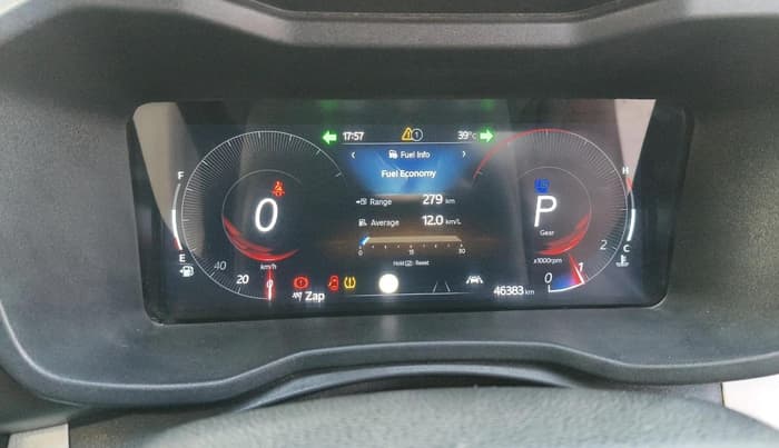 2024 Mahindra XUV 3XO AX7L 1.2 Petrol AT, Petrol, Automatic, 46,383 km, interior