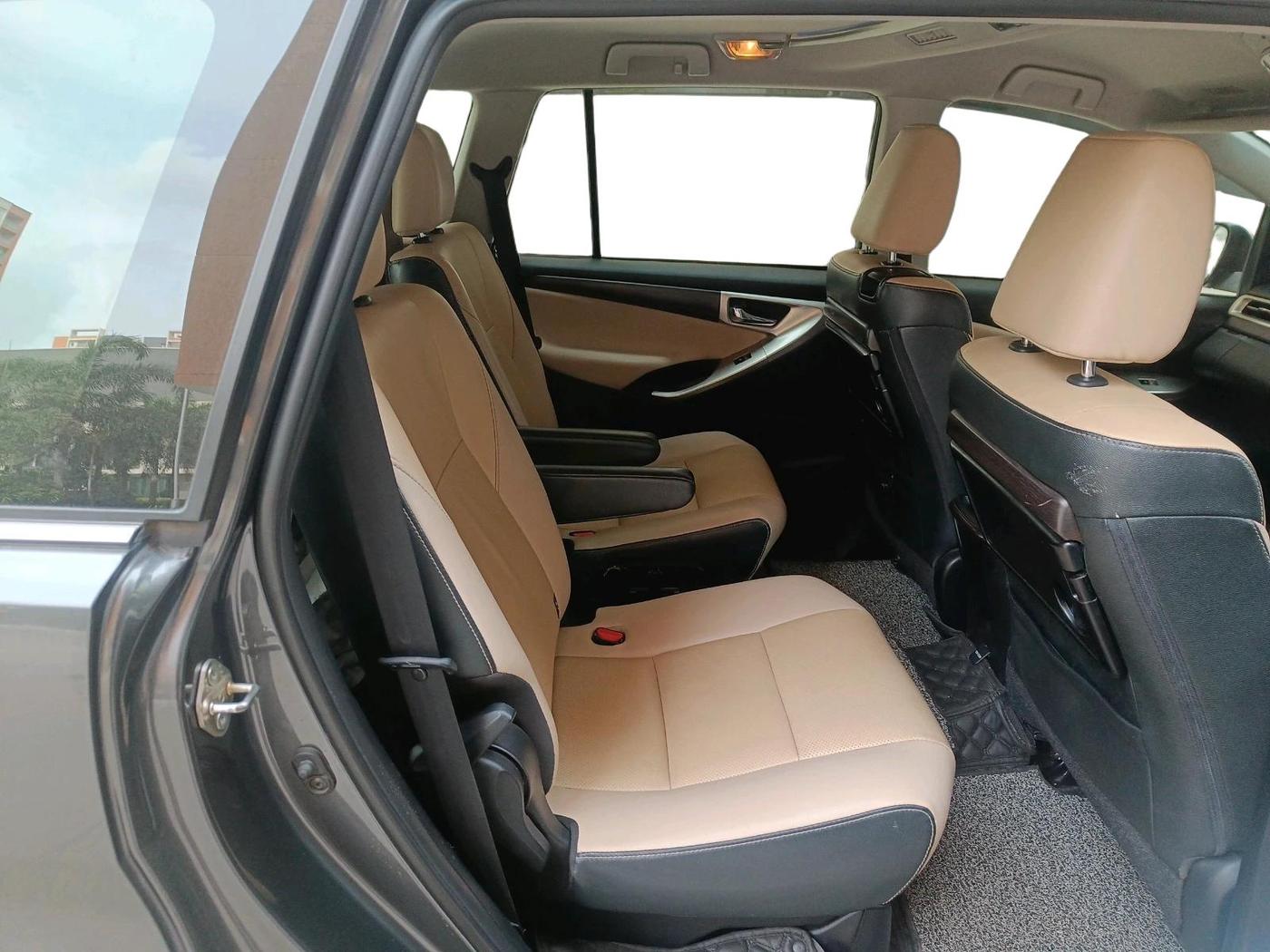 2019 Toyota Innova Crysta 2.4 ZX 7 STR, Diesel, Manual, 95,041 km, interior