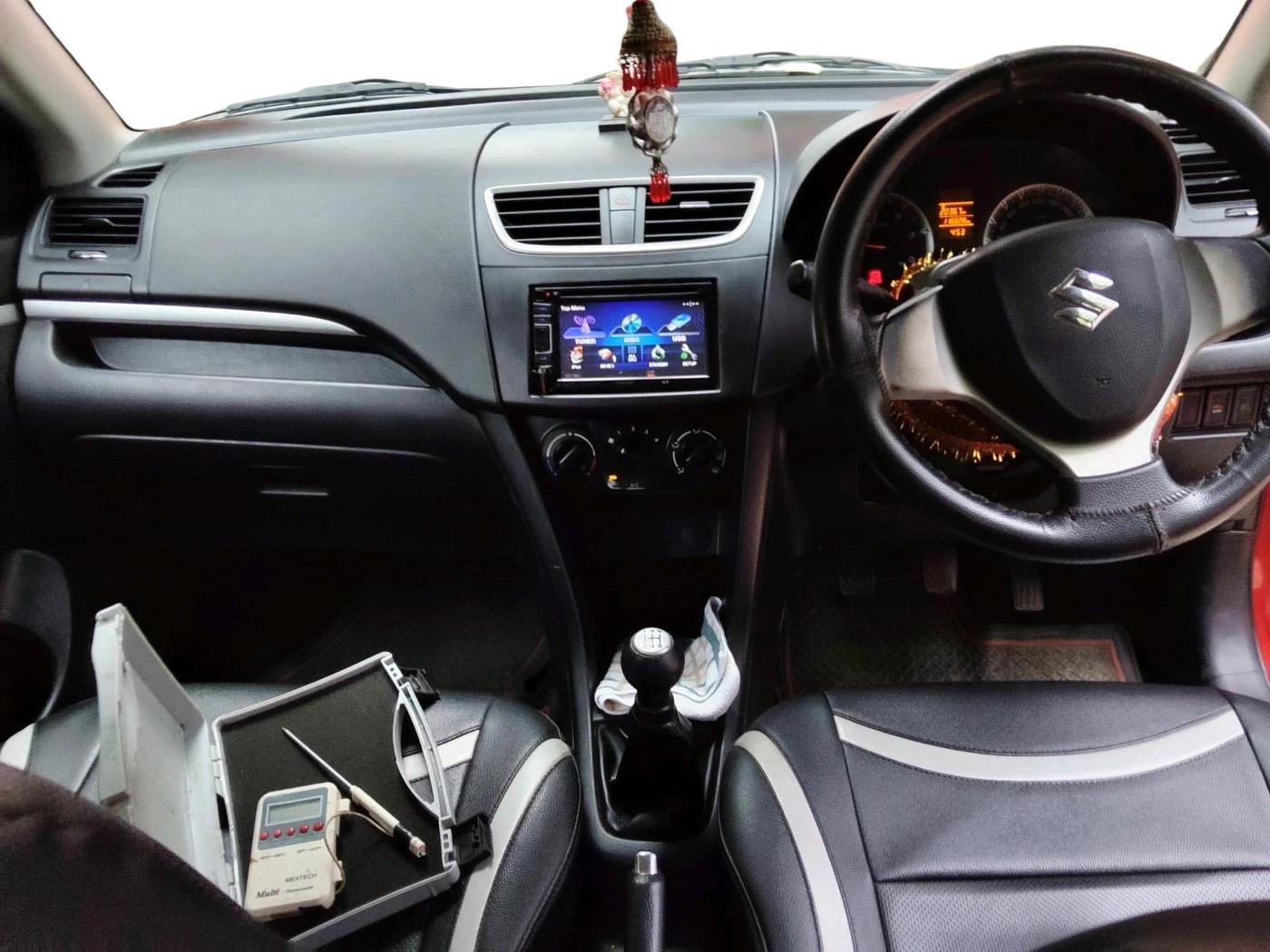 2013 Maruti Swift VDI, Diesel, Manual, 1,16,828 km, interior