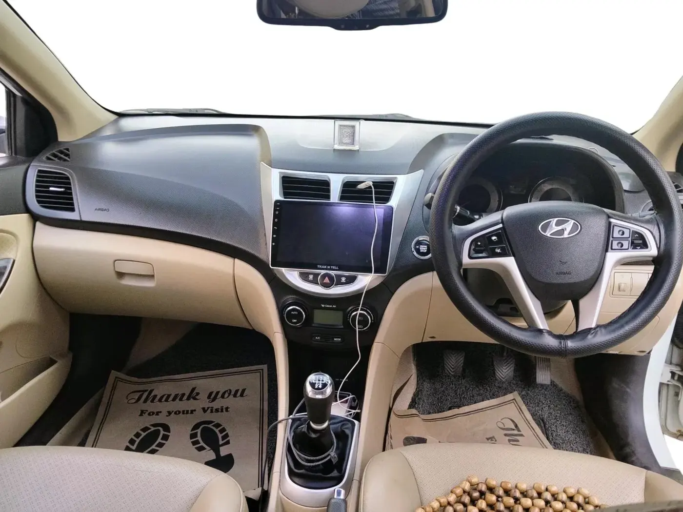 2012 Hyundai Verna FLUIDIC 1.6 VTVT SX OPT, Petrol, Manual, 1,00,866 km, interior