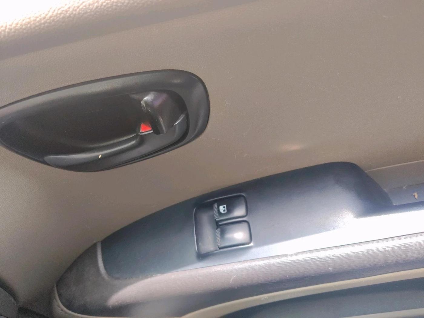2012 Hyundai i10 ERA 1.1 LPG, Petrol, Manual, 66,719 km, interior