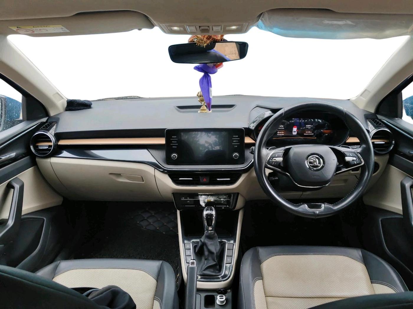 2023 Skoda SLAVIA STYLE 1.5L TSI DSG, Petrol, Automatic, 57,894 km, interior