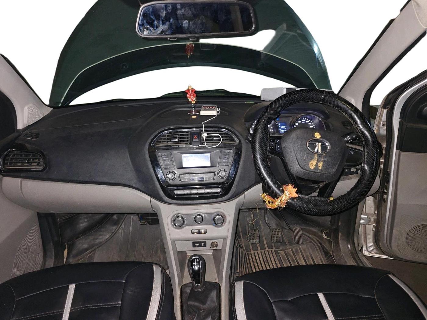 2019 Tata Tiago XZ PETROL, Petrol, Manual, 88,599 km, interior