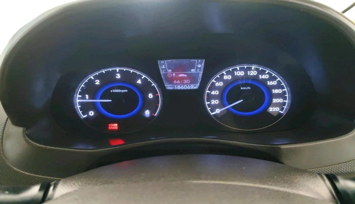 2012 Hyundai Verna FLUIDIC 1.6 CRDI SX, Diesel, Manual, 1,56,069 km, interior